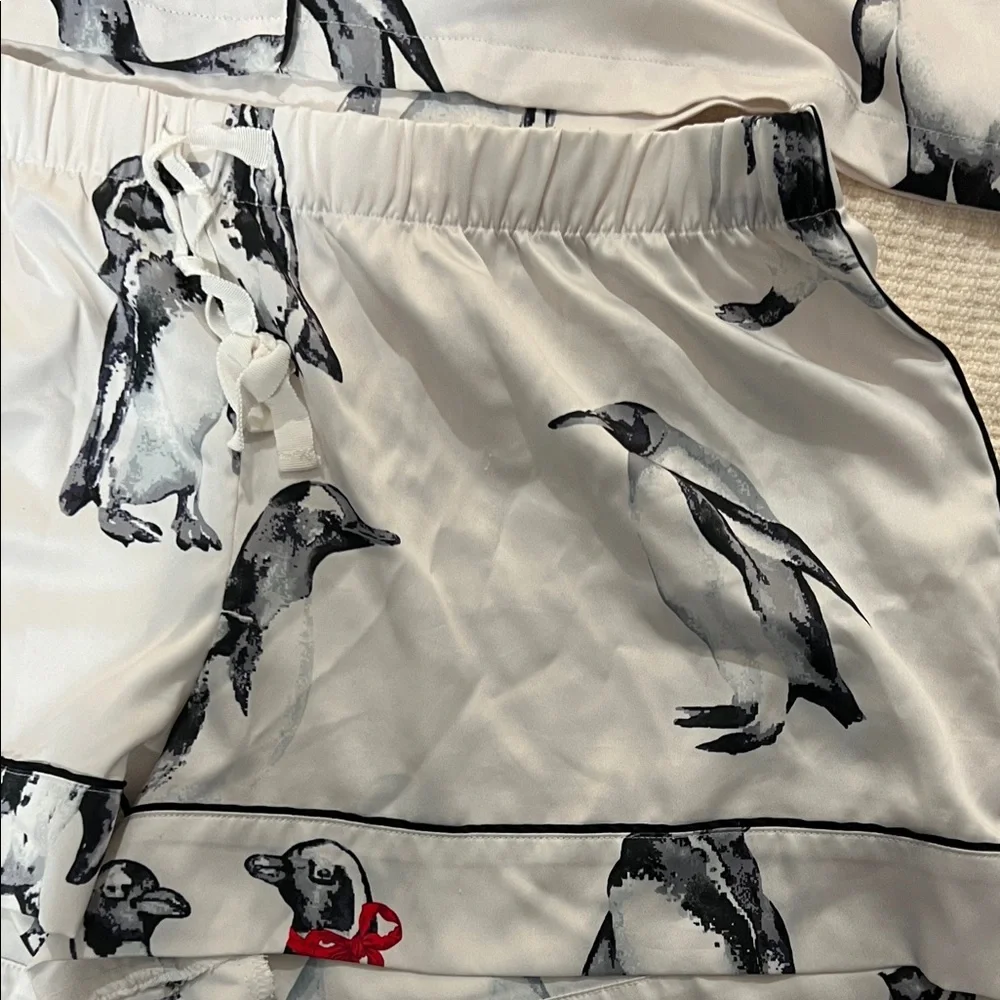 Victoria's Secret White and Black Penguin Pajama Set - Picture 6 of 7